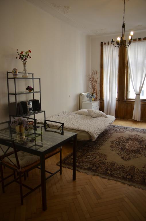 Apartments Vezenska Прага Номер фото