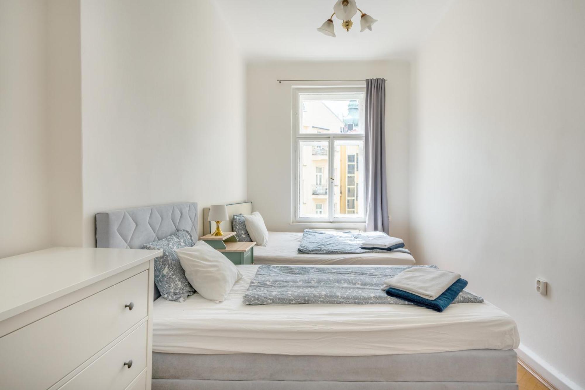 Apartments Vezenska Прага Номер фото