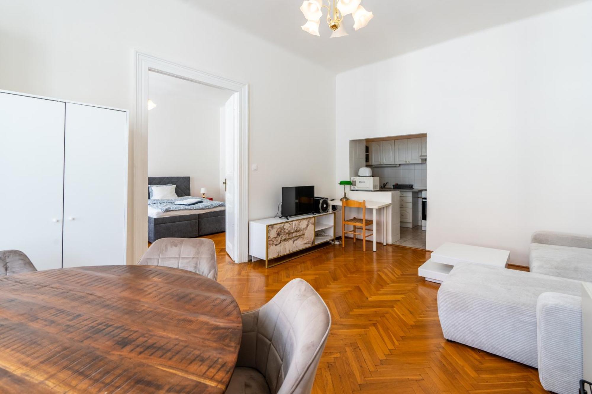 Apartments Vezenska Прага Номер фото