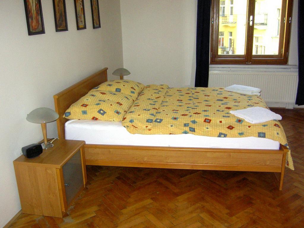 Apartments Vezenska Прага Номер фото